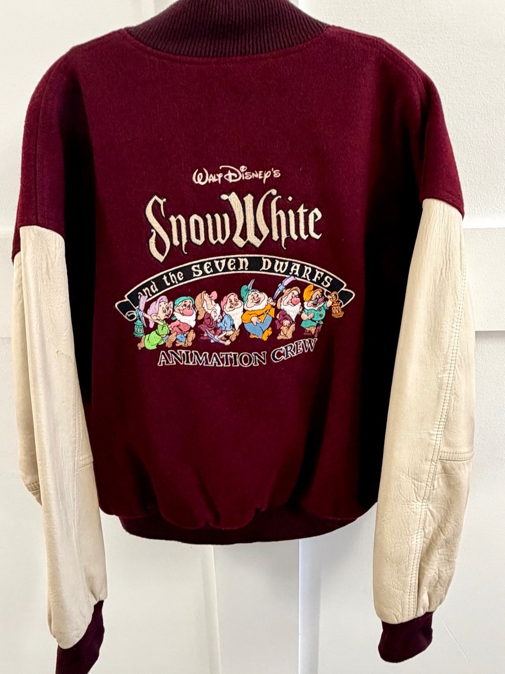 🍎 VINTAGE DISNEY SNOW WHITE & THE SEVEN DWARFS VARSITY JACKET 🍎